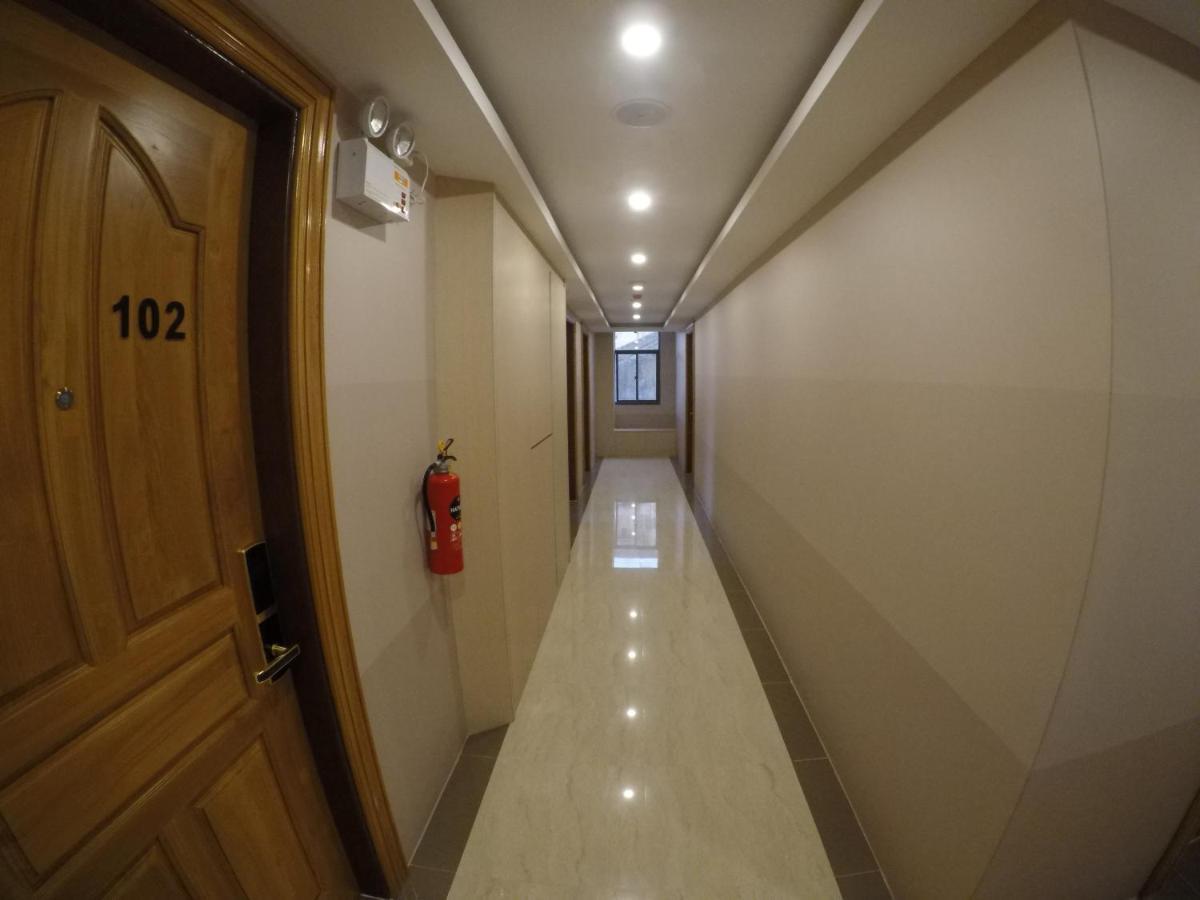 Yangon Hotel 57 Bagian luar foto