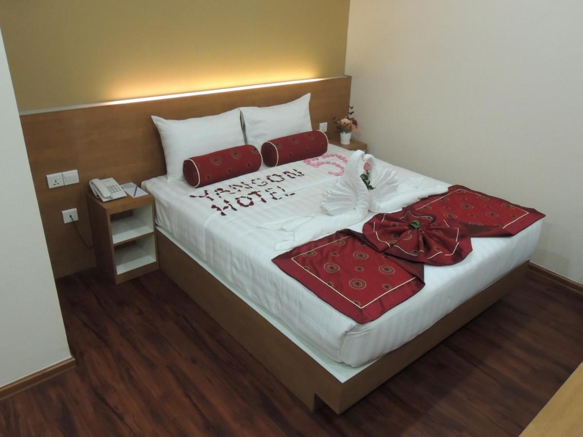 Yangon Hotel 57 Bagian luar foto
