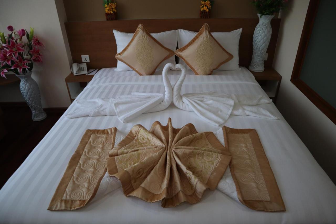 Yangon Hotel 57 Bagian luar foto