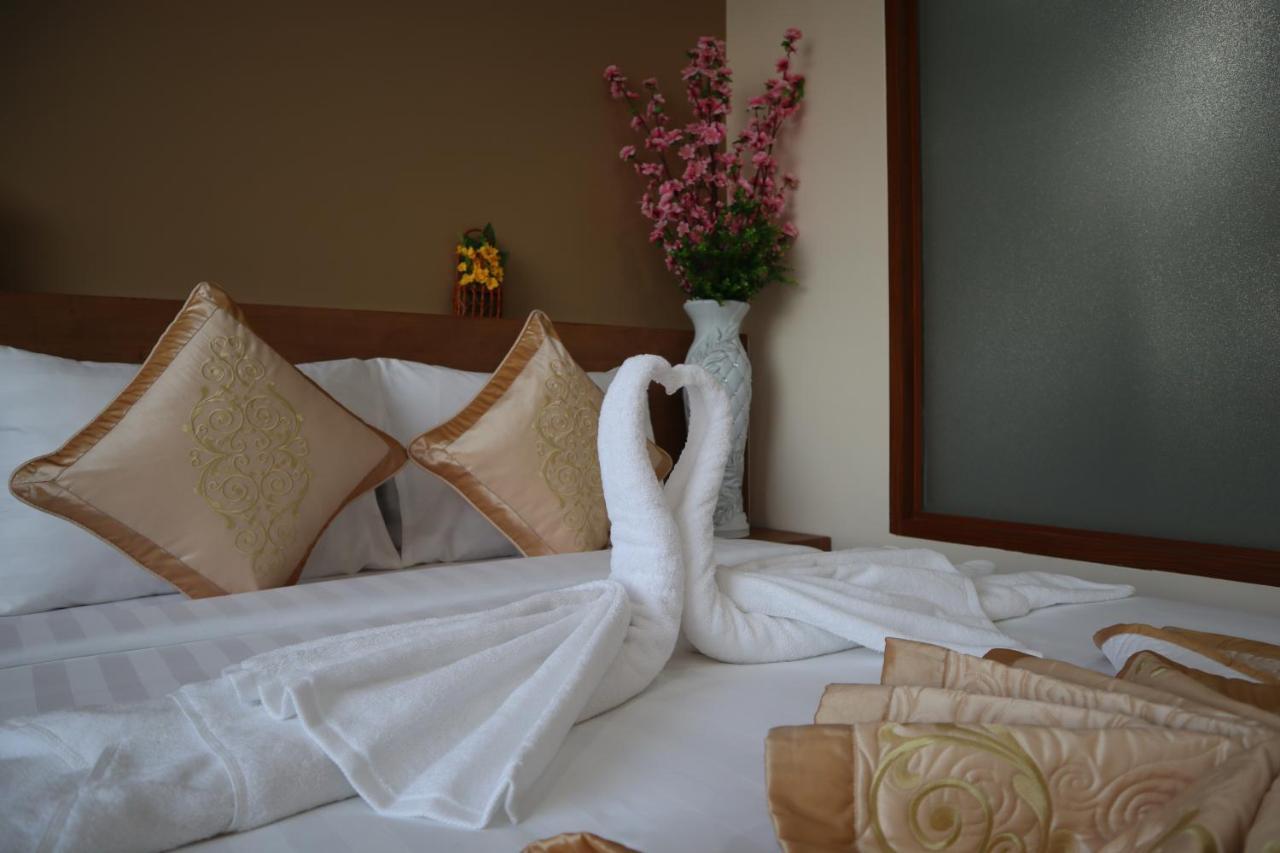 Yangon Hotel 57 Bagian luar foto